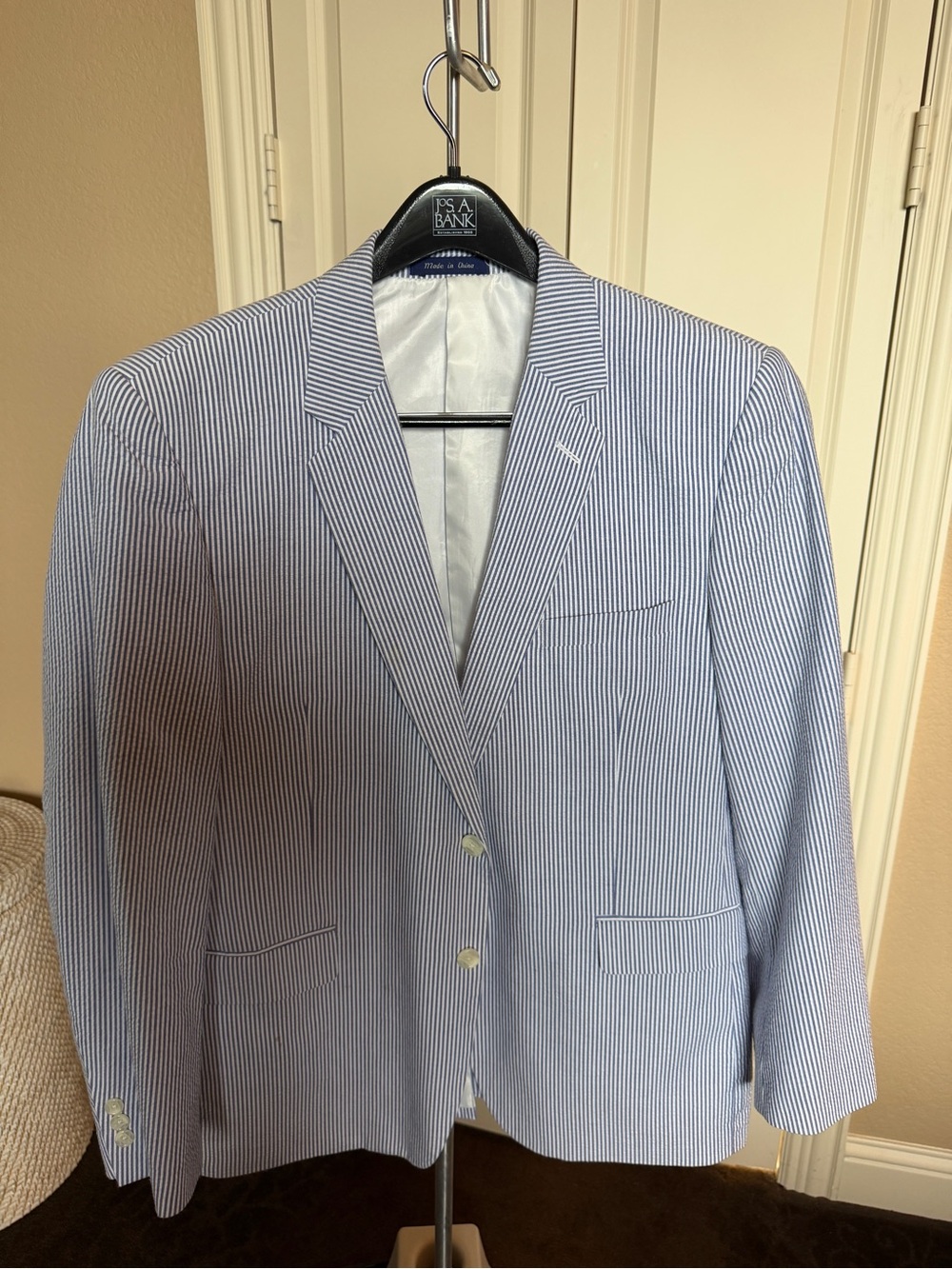 Classic Blue & White Seersucker Blazer - Men